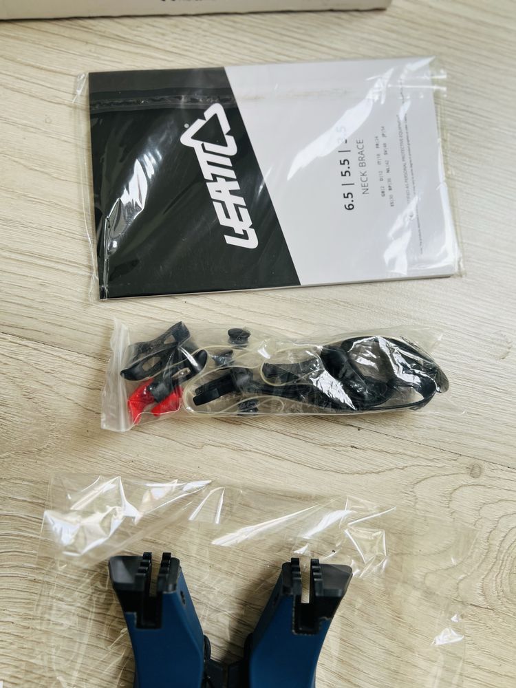Leatt GPX 3.5 Husqvarna SM Neck Brace Stabilizator Karku Cross Enduro