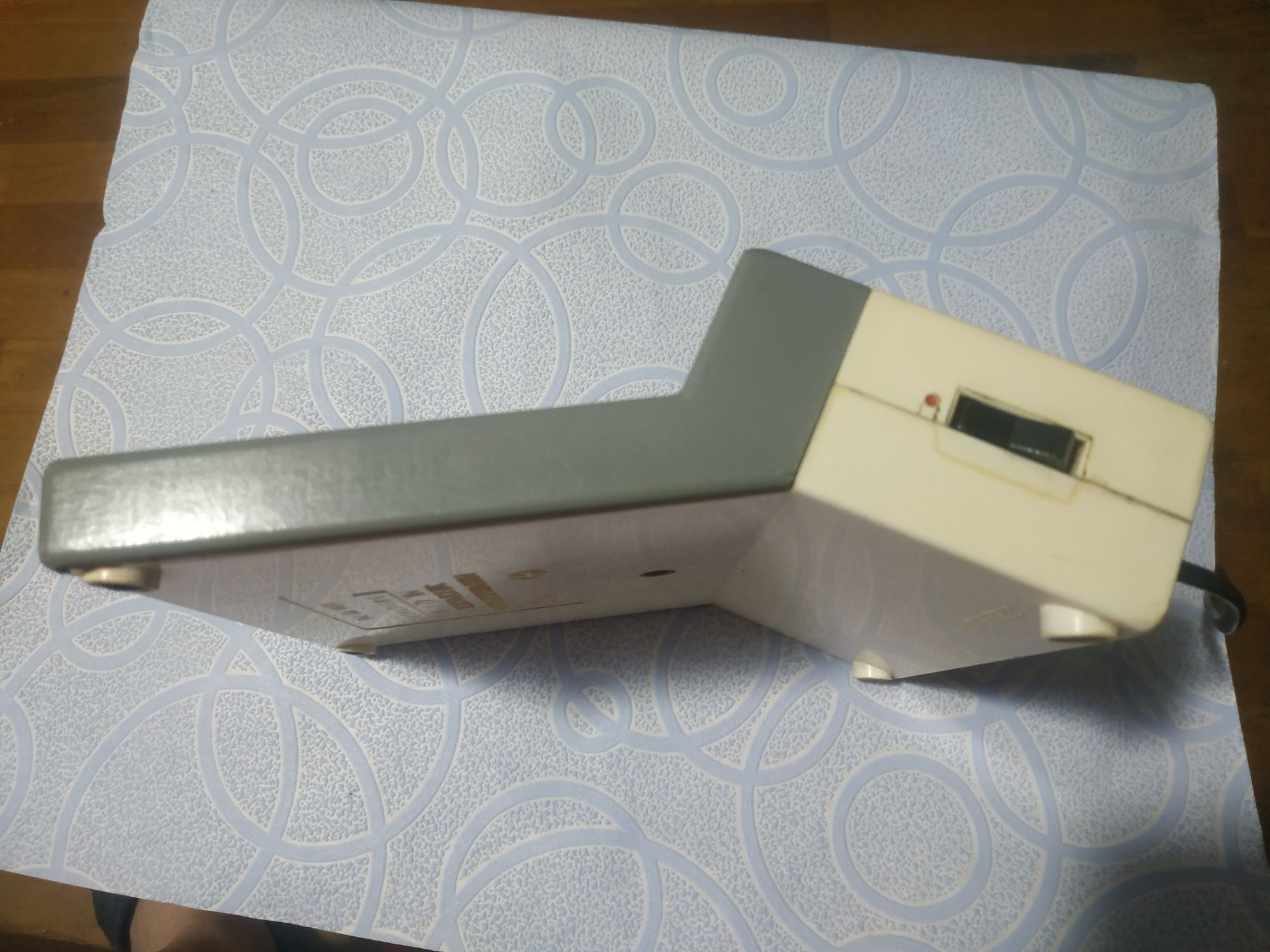 Продам микрокалькулятор мк-42.