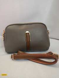 Torebka typu Crossbody.