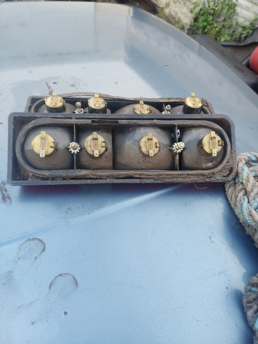 Продам задние фонари москвич 2140 люкс