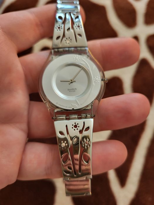 Годинник жіночий swatch