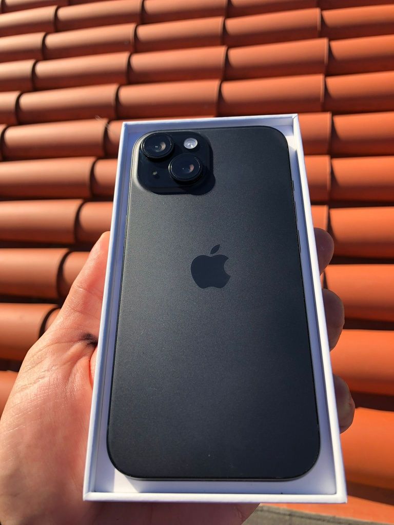 Iphone 15 bom estado