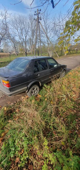 Продам джету 1988 1,8 бензин