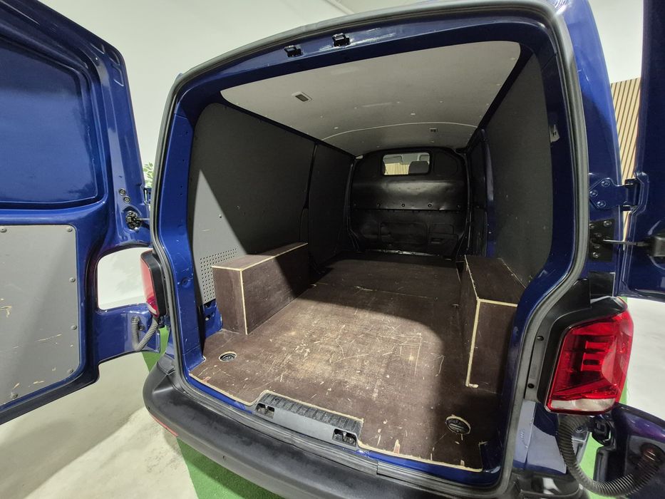 VW Transporter LONGA 2.0TDI - 2020 | GARANTIA | NACIONAL