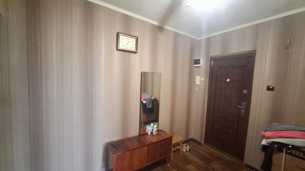 3к квартира на Микрорайоне