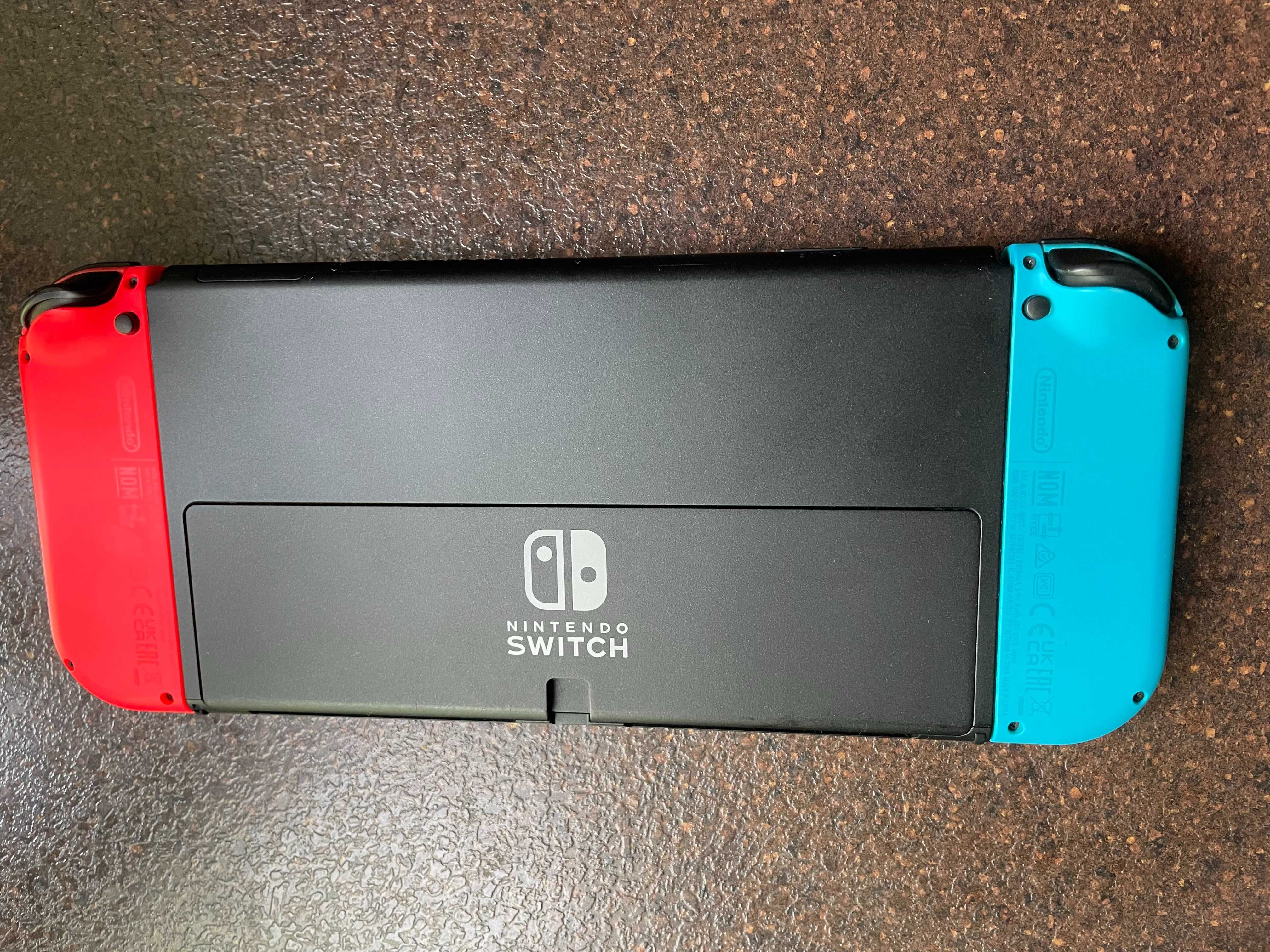 Игровая консоль Nintendo Switch неоновый красный / неоновый синий