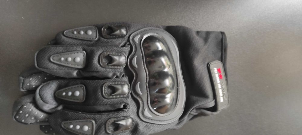 Kask  rozmiar M 55-56 cm