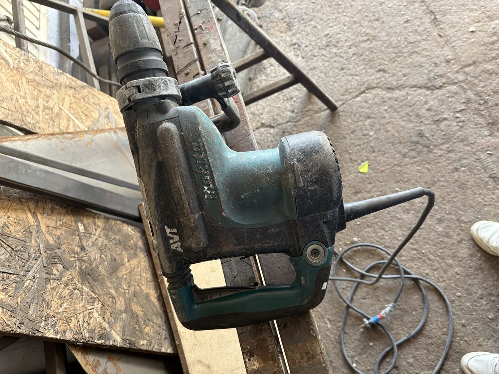 Makita HR4011C 40mm