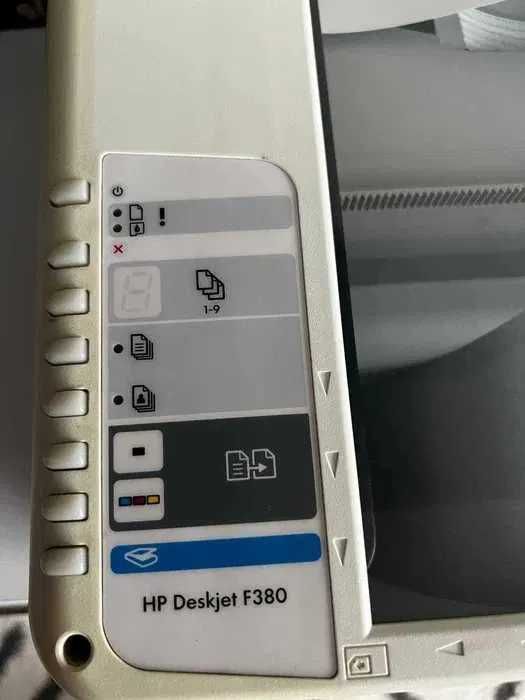 Принтер HP Deskjet F380