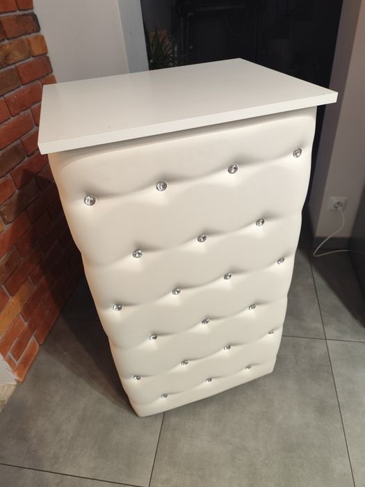 Lada sklepowa  kryształ