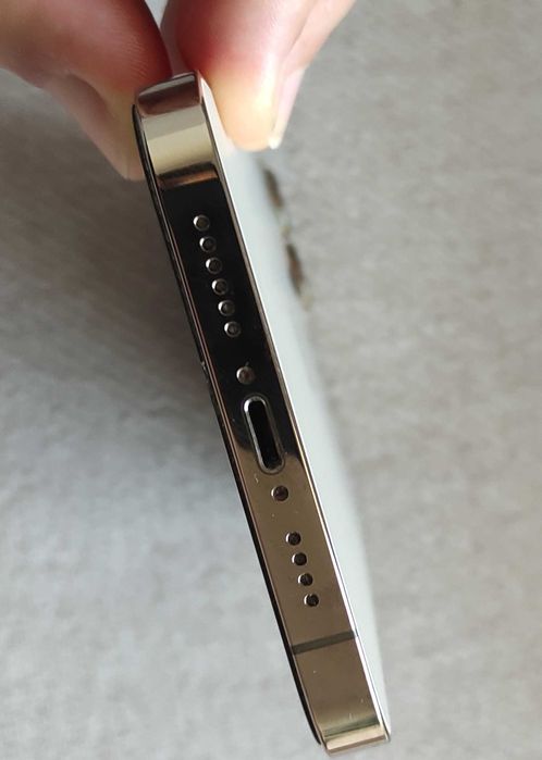 iPhone 12 Pro Max 256GB dourado - bateria nova