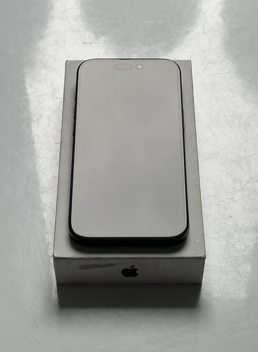 OUTLET Apple iPhone 15 128GB 8 cykli baterii FV23% Gwarancja