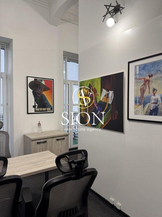 Продаж офісу 123 м2, Печерськ, Липки, Грушевського 16, навпроти ВР