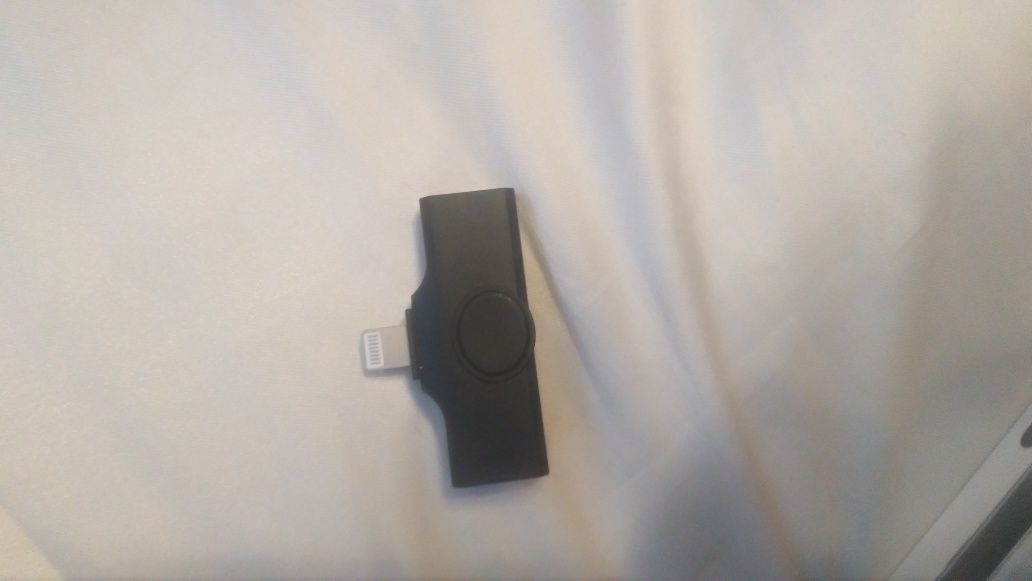 Mini mikrofon krawatowy bezprzewodowy KUWAN do iPhona