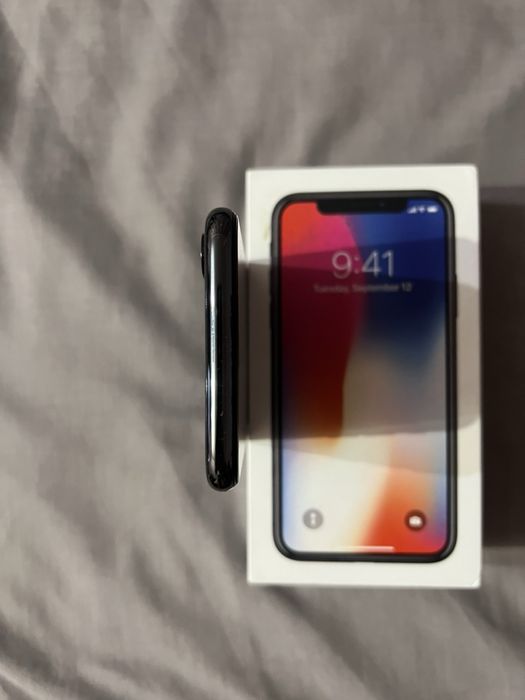 Продам Айфон х 256gb
