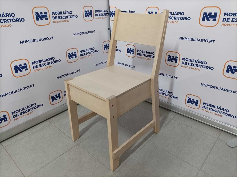 Mesas e cadeiras altas p/ entrada, bar e/ou copa