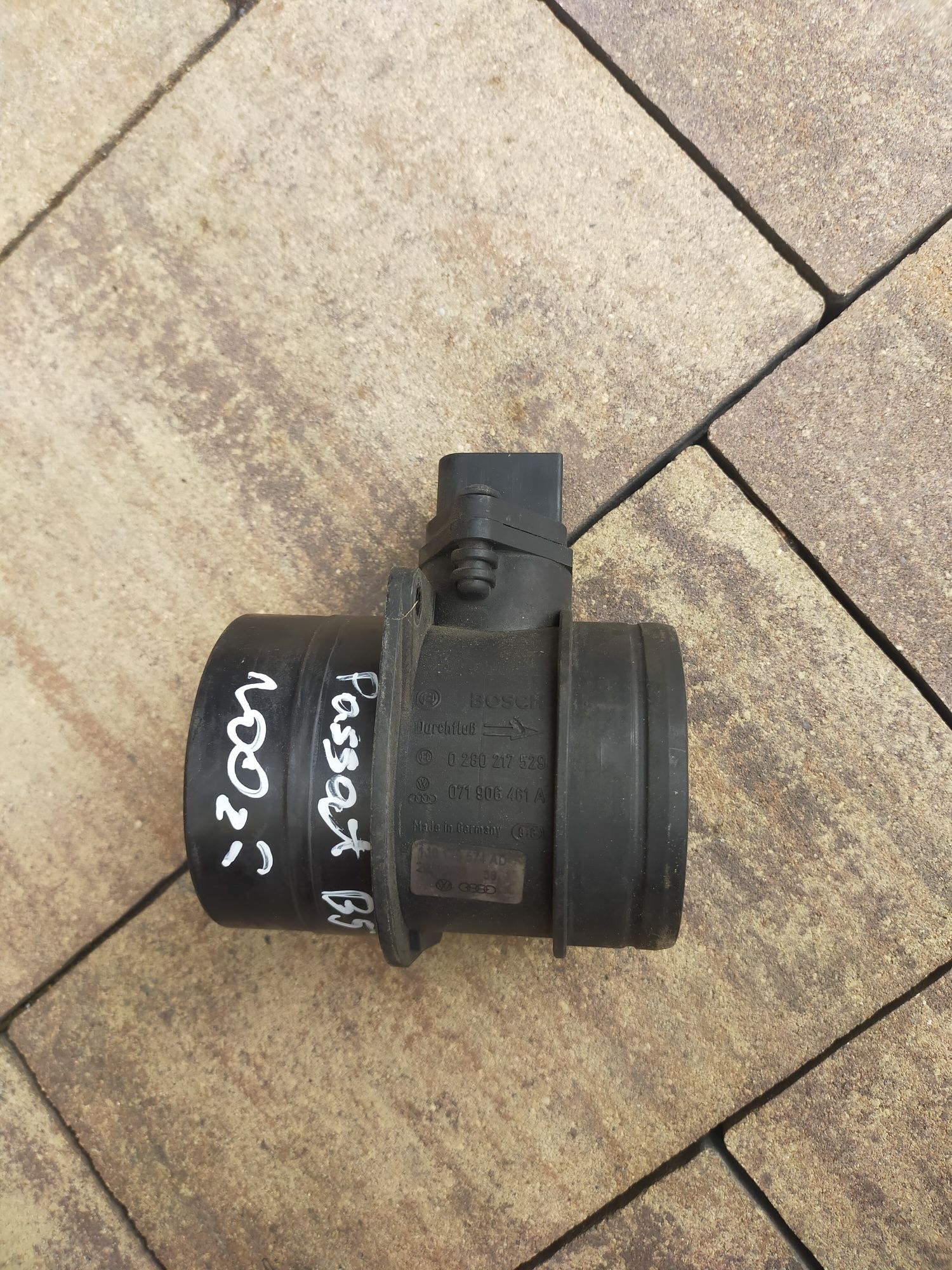 Przepływka przepływomierz powietrza VW passat B5 FL 071.906.461a