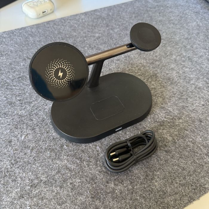Base Carregamento 3 em 1 para Apple