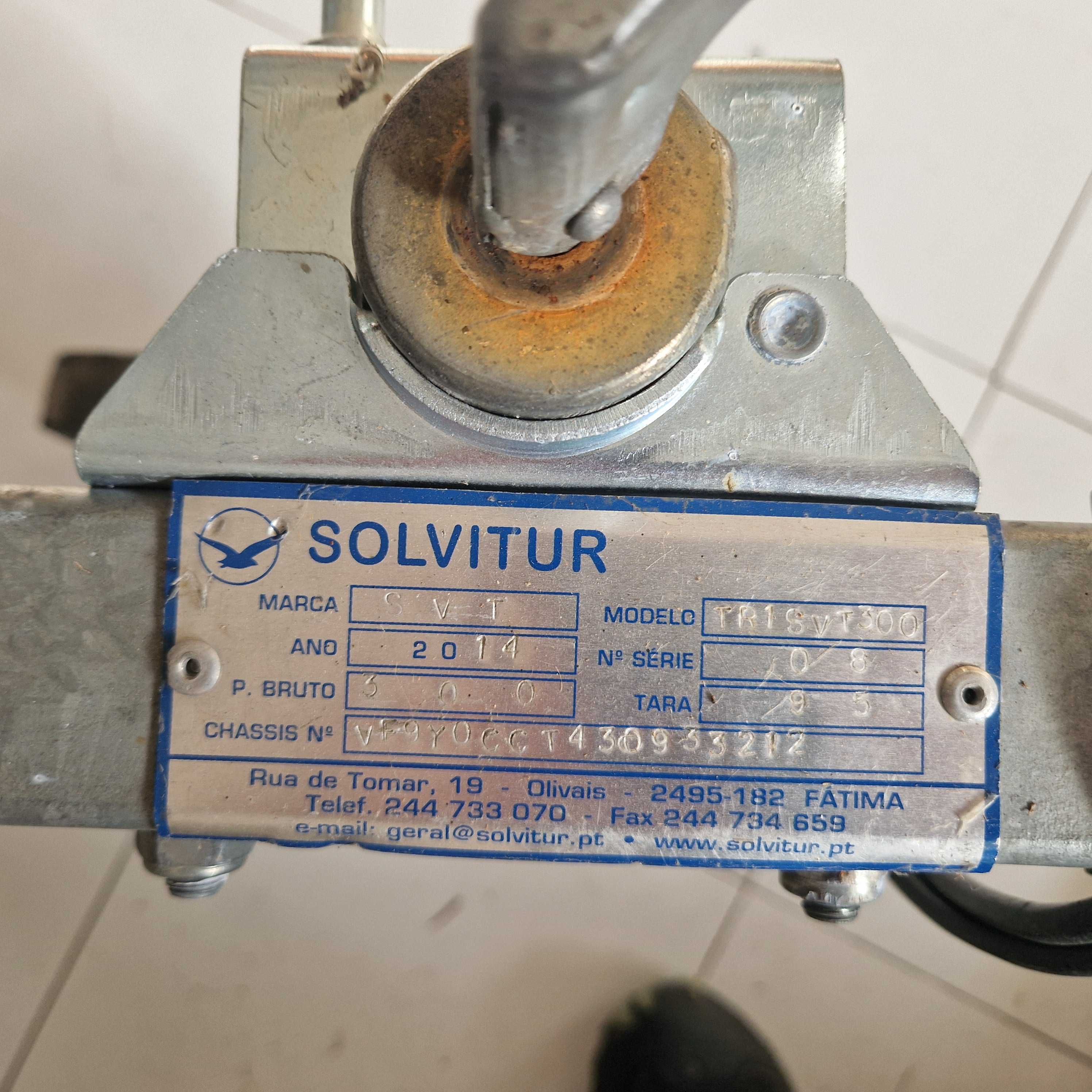 Reboque porta motos