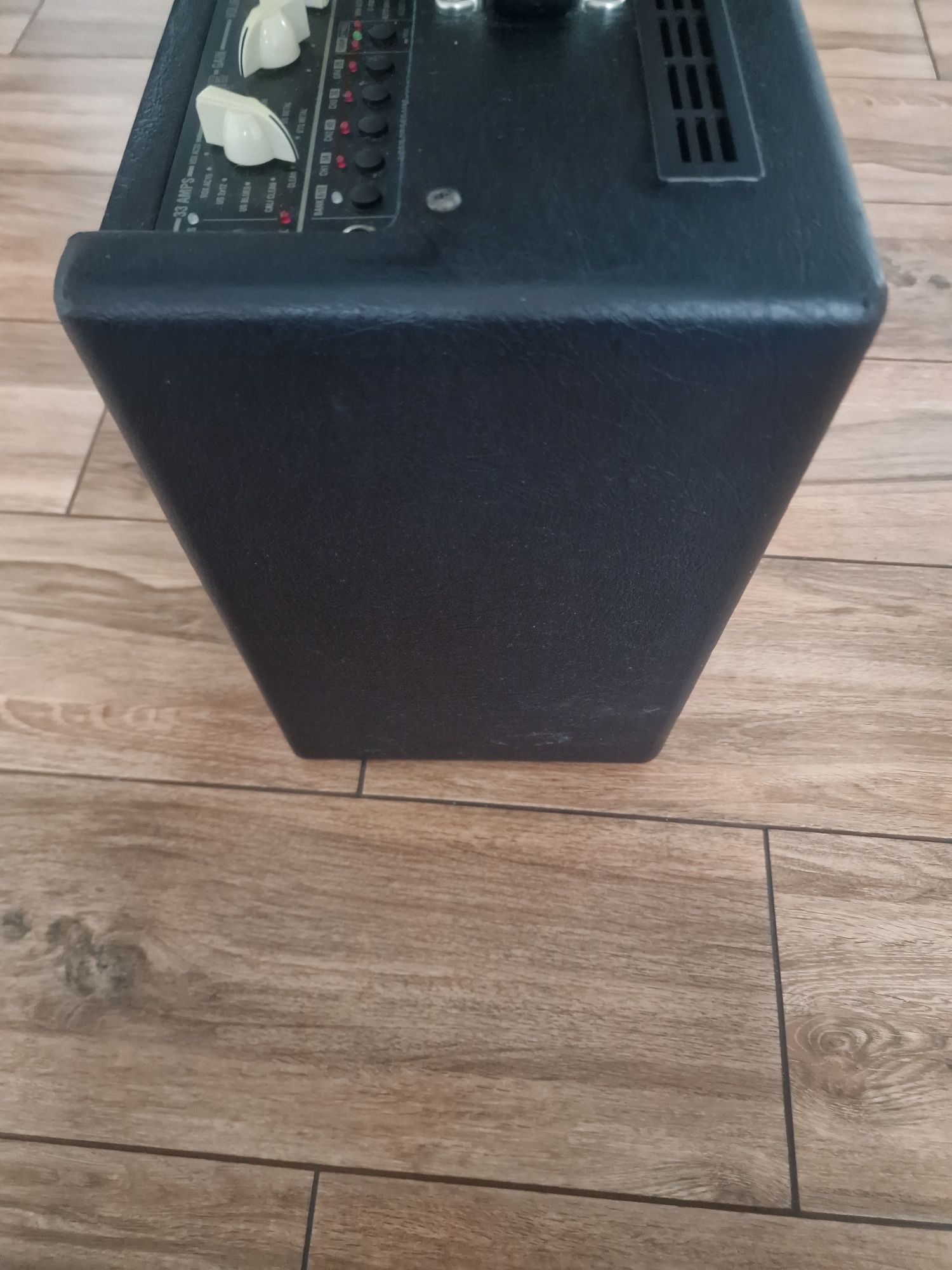 Piec do gitary Vox