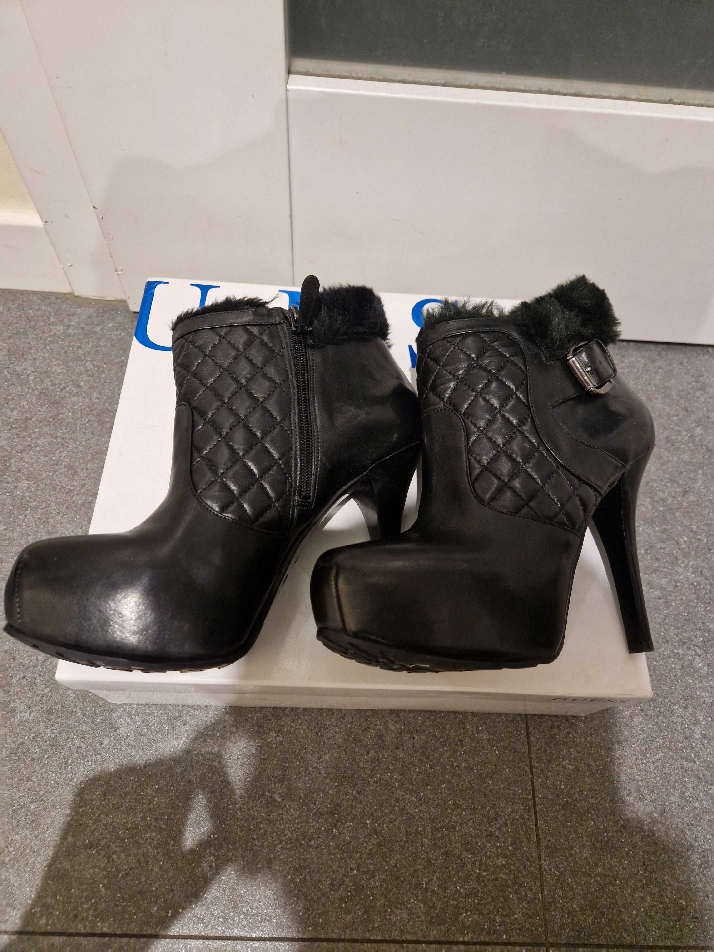 GUESS Botki na koturnie Jak Nowe CUDO