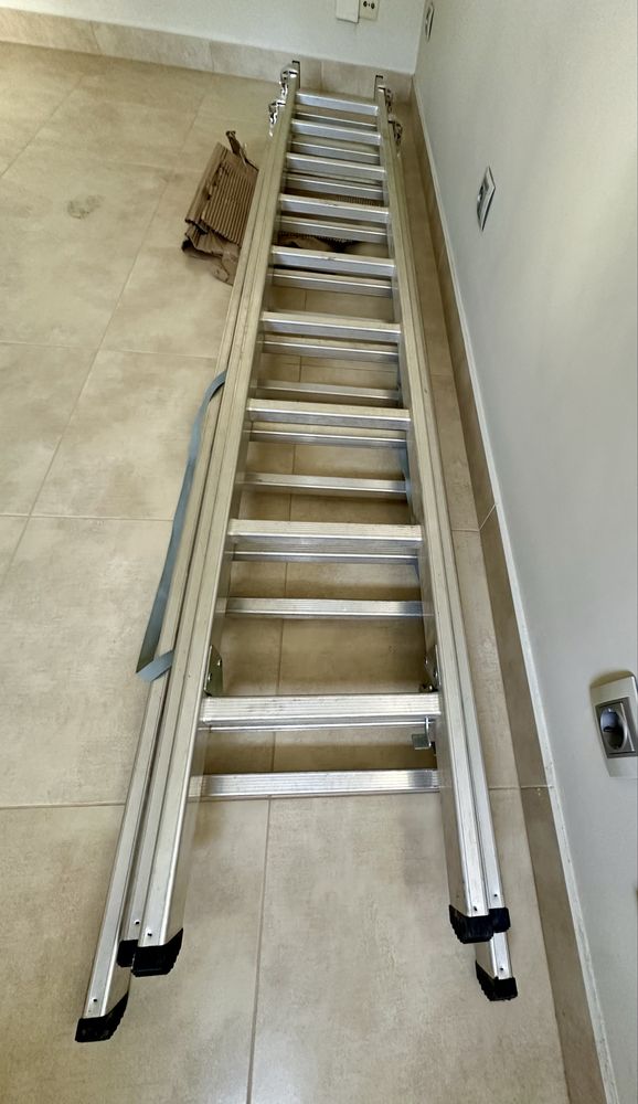 Escadote triplo 2,5m cada extensão