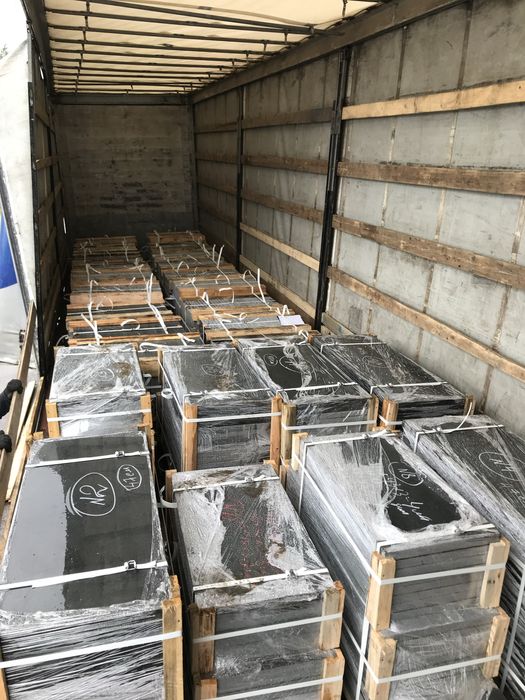 Пам’ятники з граніту оптом.