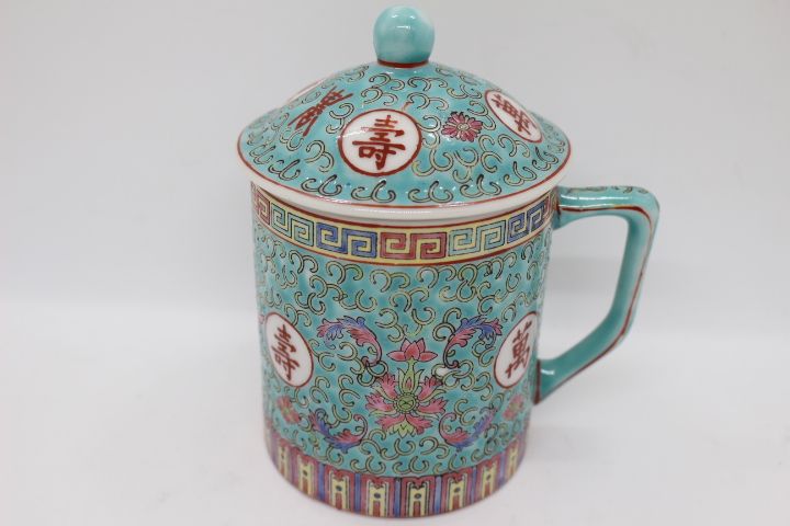 Caneca Verde com Tampa Porcelana Chinesa Zhongguo Jingdezhen XX