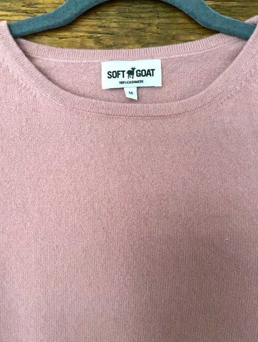 Pulower Soft Goat sweter kamizelka 100% kaszmir pudrowy róż