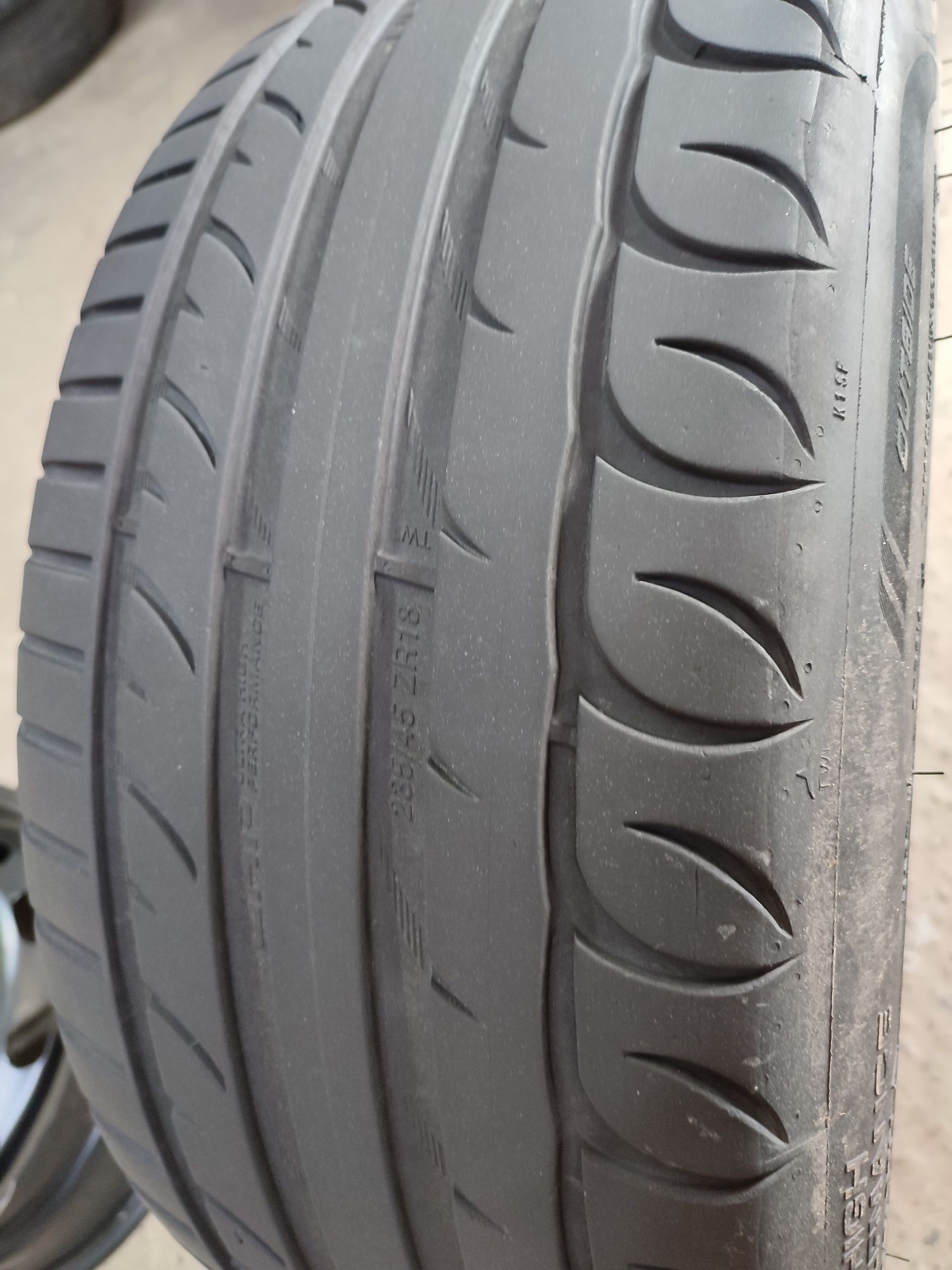 Шини 235/45 R18 Kormoran Ultra high performance