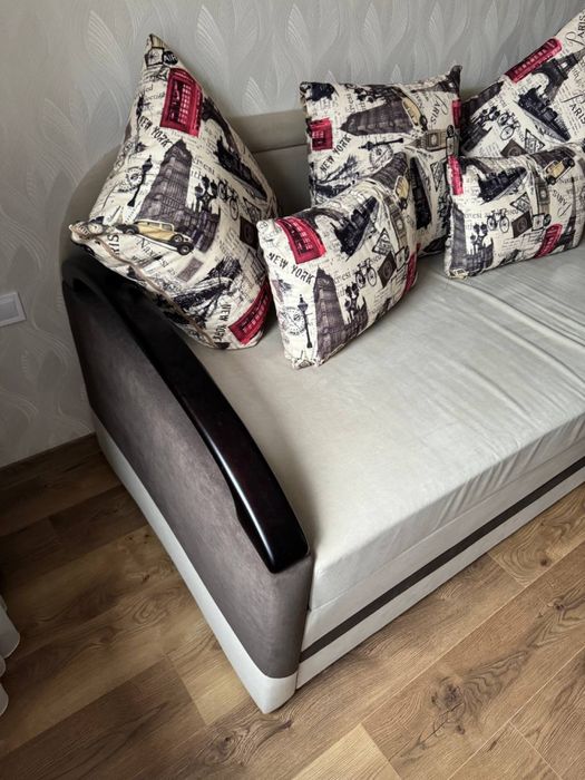 Диван книжка ліжко