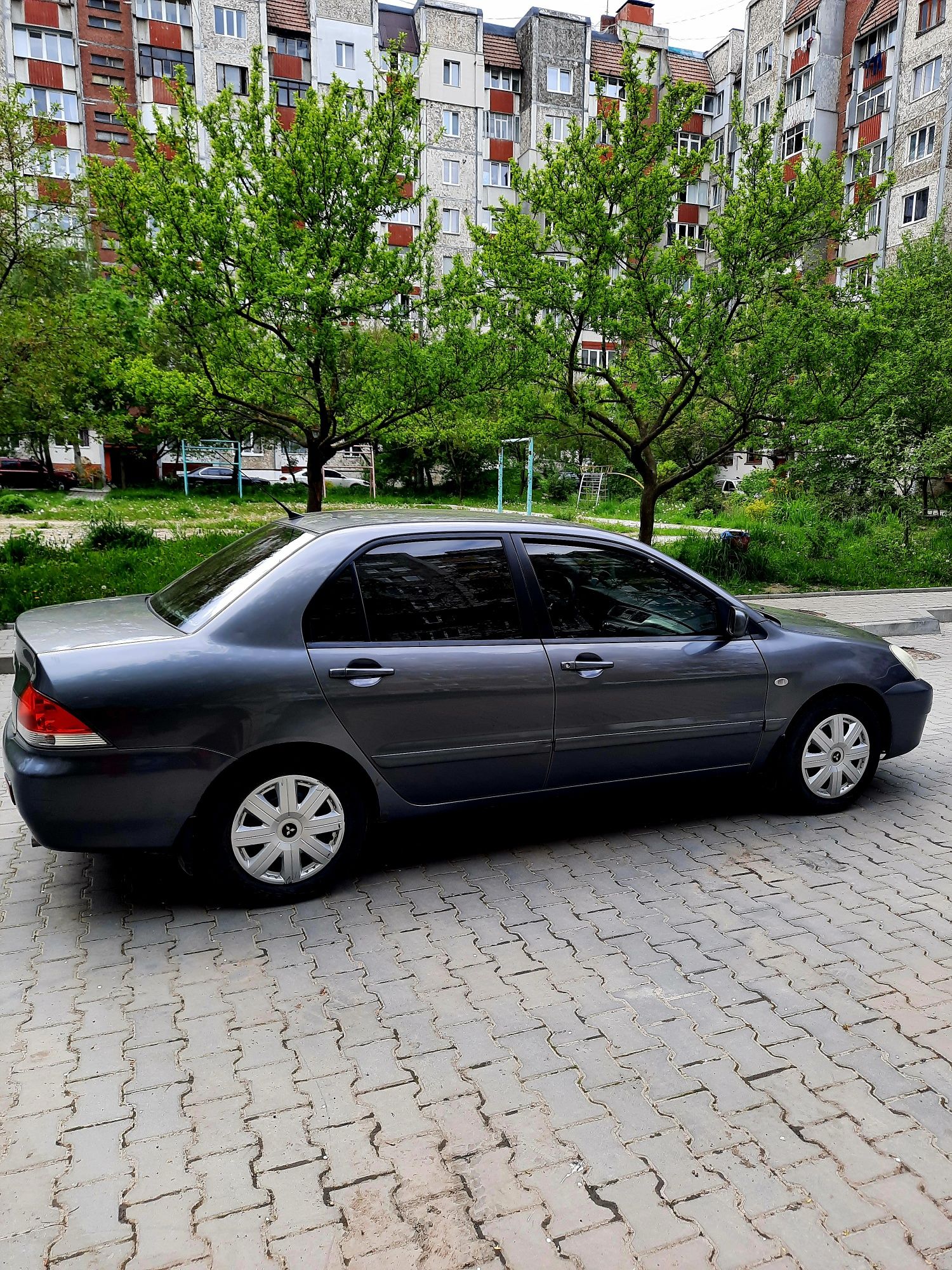 Mitsubishi lancer 9, 1.6 газ бензин 2006р