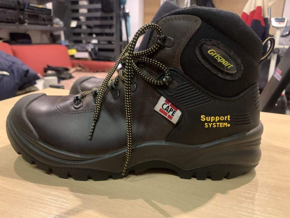 Трекінгові черевики Grisport(43-44)45(Італія)