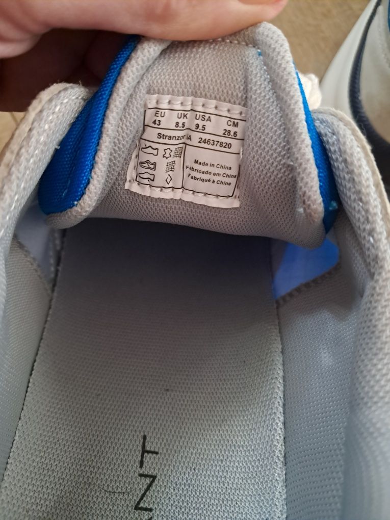 Buty Gant snakersy męskie rozm. 43 niebieskie
Sneakersy Stranzor 24637