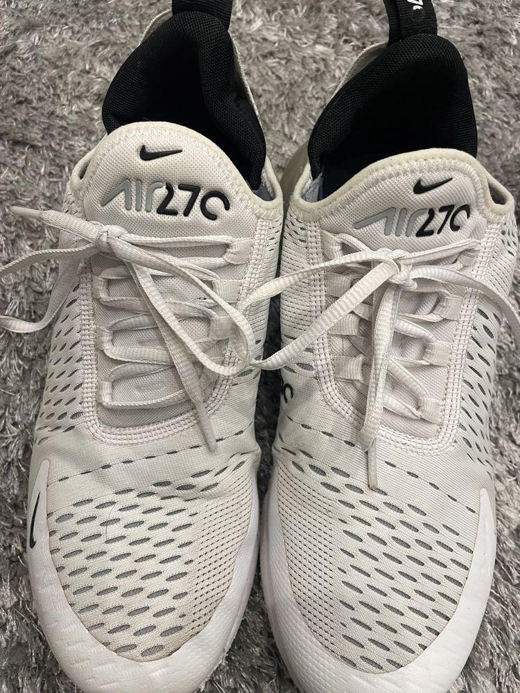 BUTY NIKE AIR MAX 270,  Roz.42 białe