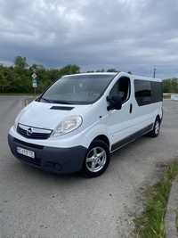 Opel Vivaro 2012 6 мість