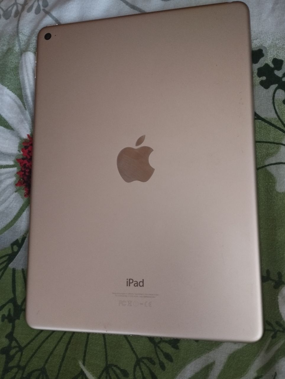 Продаю планшет Apple Ipad 5 та 7 покоління