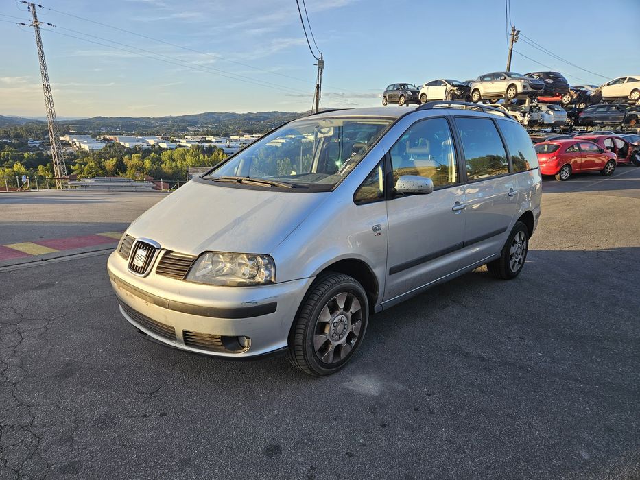 Seat Alhambra 2.0 TDi de 2007 para peças 
Não vendo completo, apenas