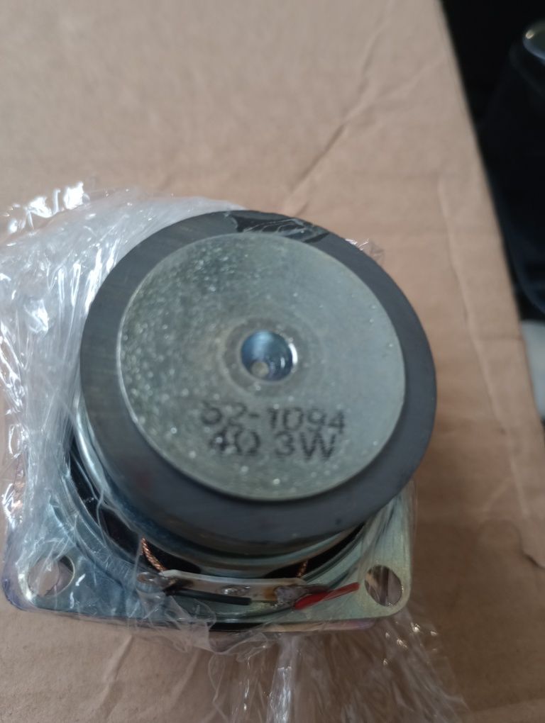 Głośniki 3w 4 ohm 50 mm Esperanza  350 sztuk