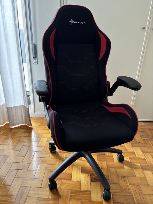 Cadeira gaming Sharkoon Elbrus 1