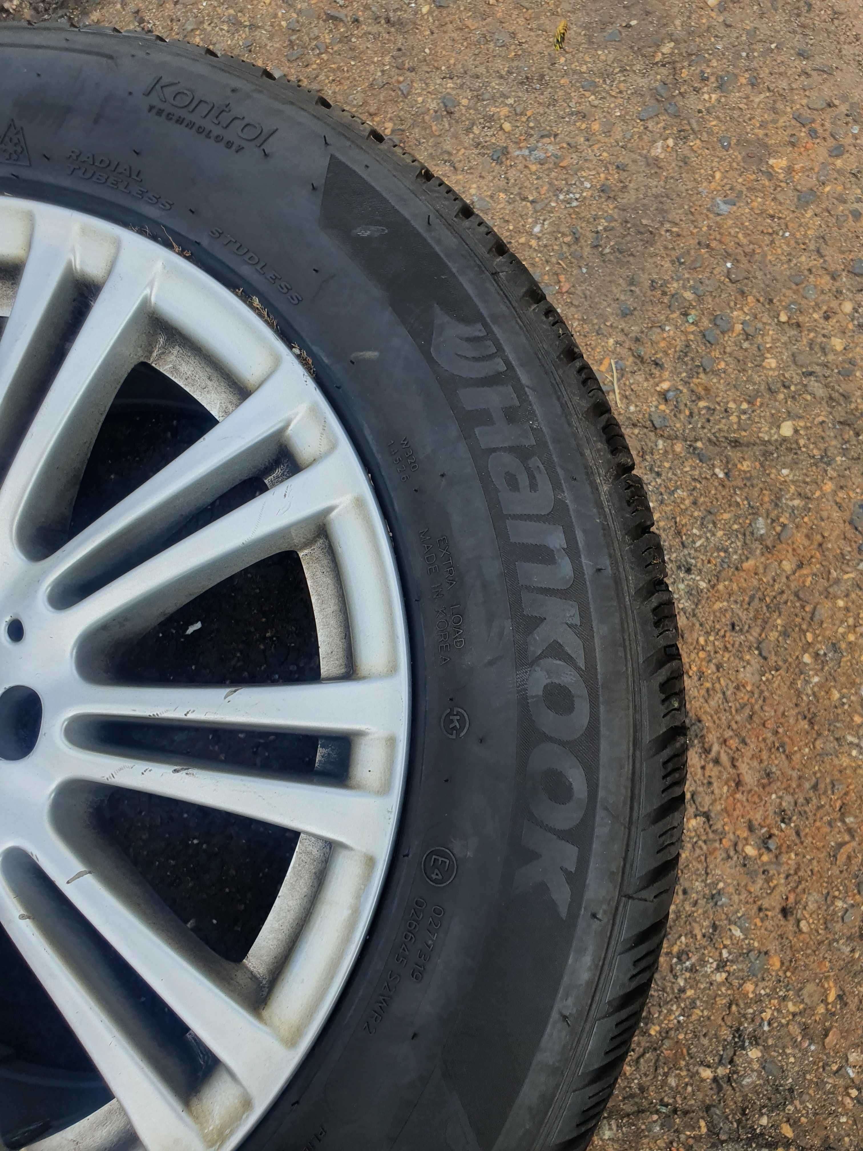 Opona  Hankook Winter i*cept evo2 235/55R17 99V rok  19/23