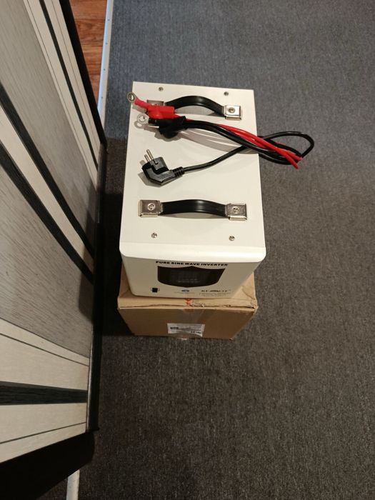 Інвертор Kemot PROsinus 2000/24