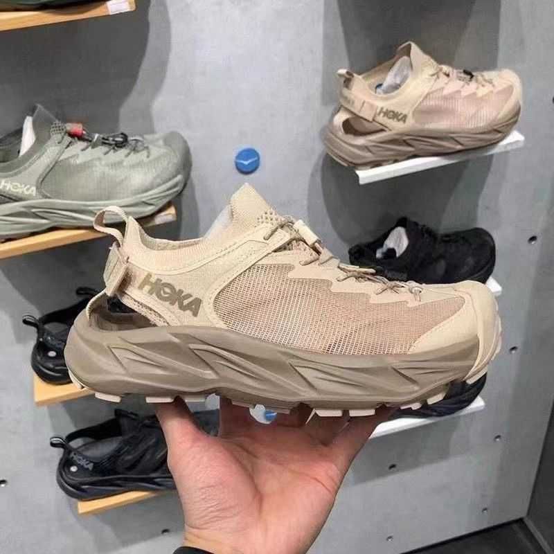 Взуття туристичне чоловічі сандалі Hoka M Hopara 2