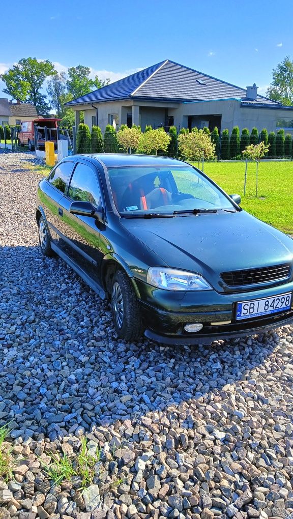 Opel Astra 2000r silnik 1.6 benzyna