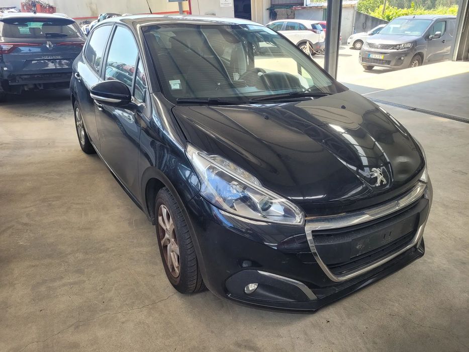 Peugeot 208 2017 para peças