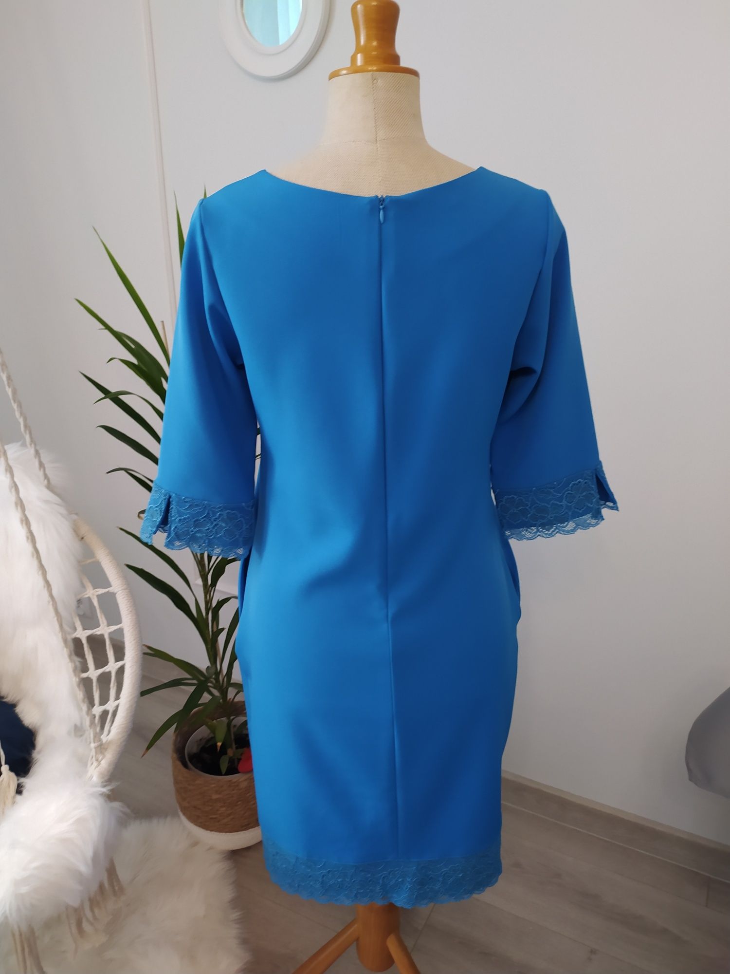 Sukienka Niebieska, rozm 38, piękna tkanina