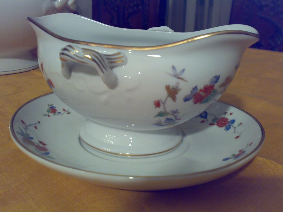 3 Serviços jantar café chá completos Vista Alegre Campestre