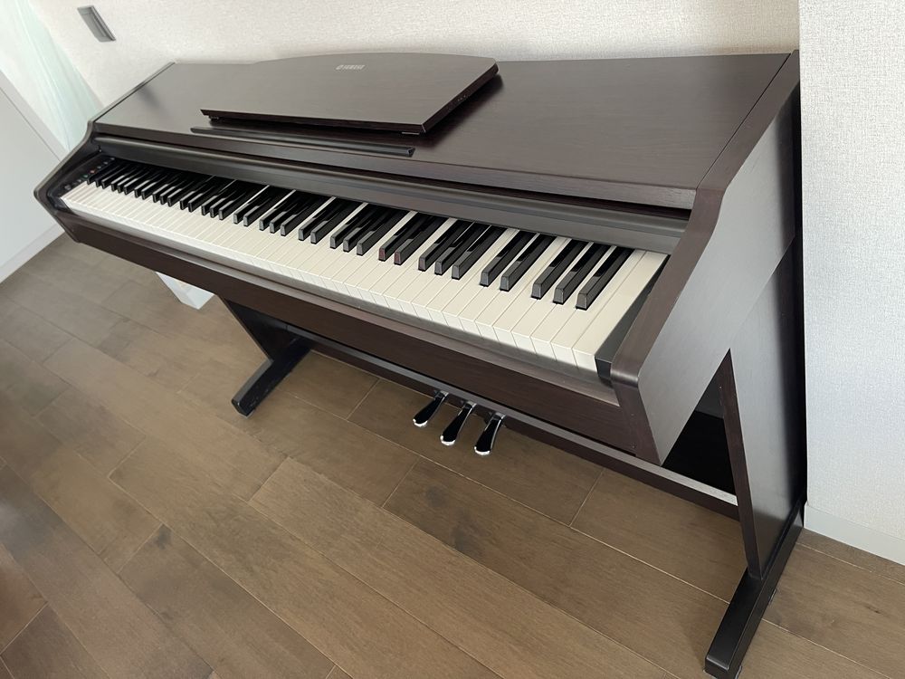 Електронне піаніно фортепіано Yamaha YDP-131