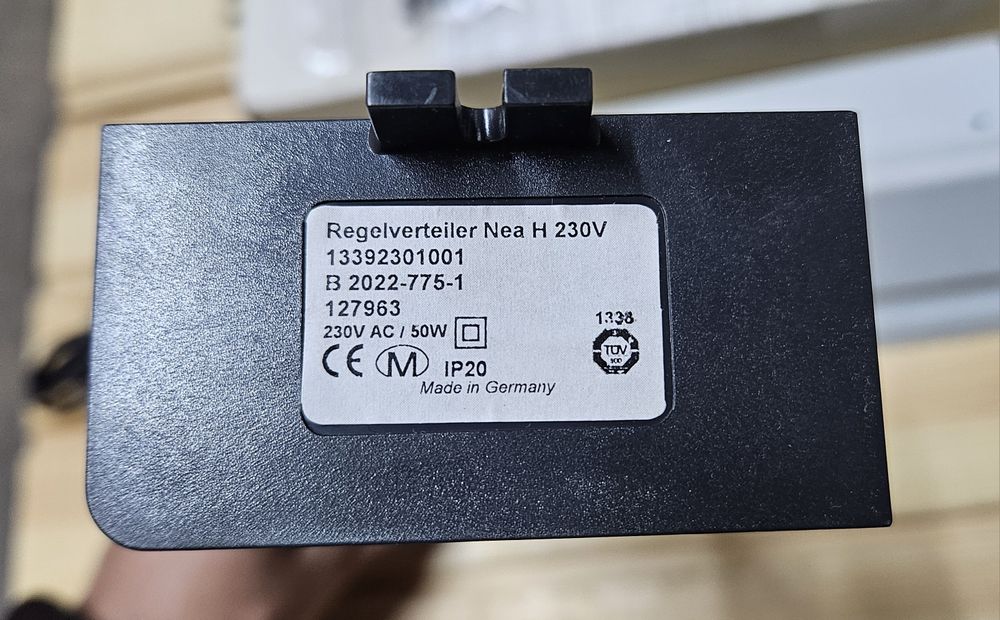 Клемна колодка Rehau Nea H 230