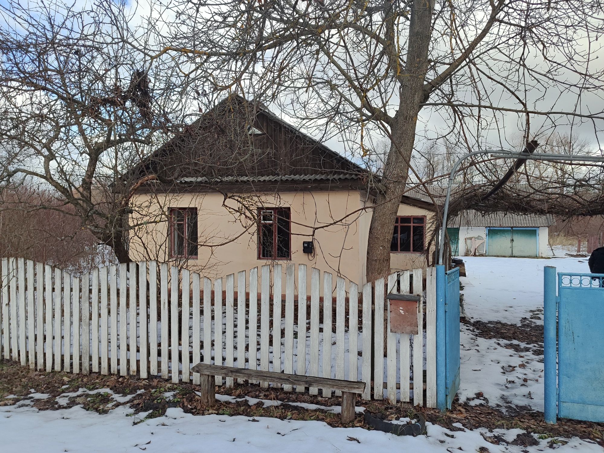 Продається цегляний будинок в с.Квітневе